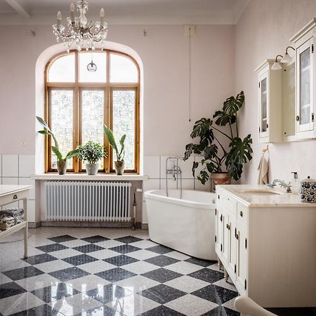 Vita Huset Pa Oesterlen Gärsnäs Buitenkant foto