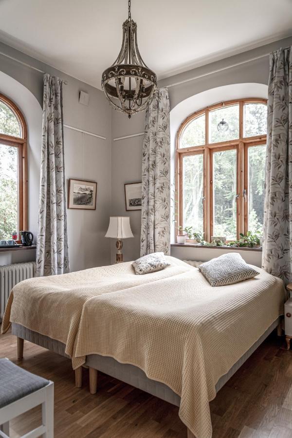 Vita Huset Pa Oesterlen Gärsnäs Buitenkant foto