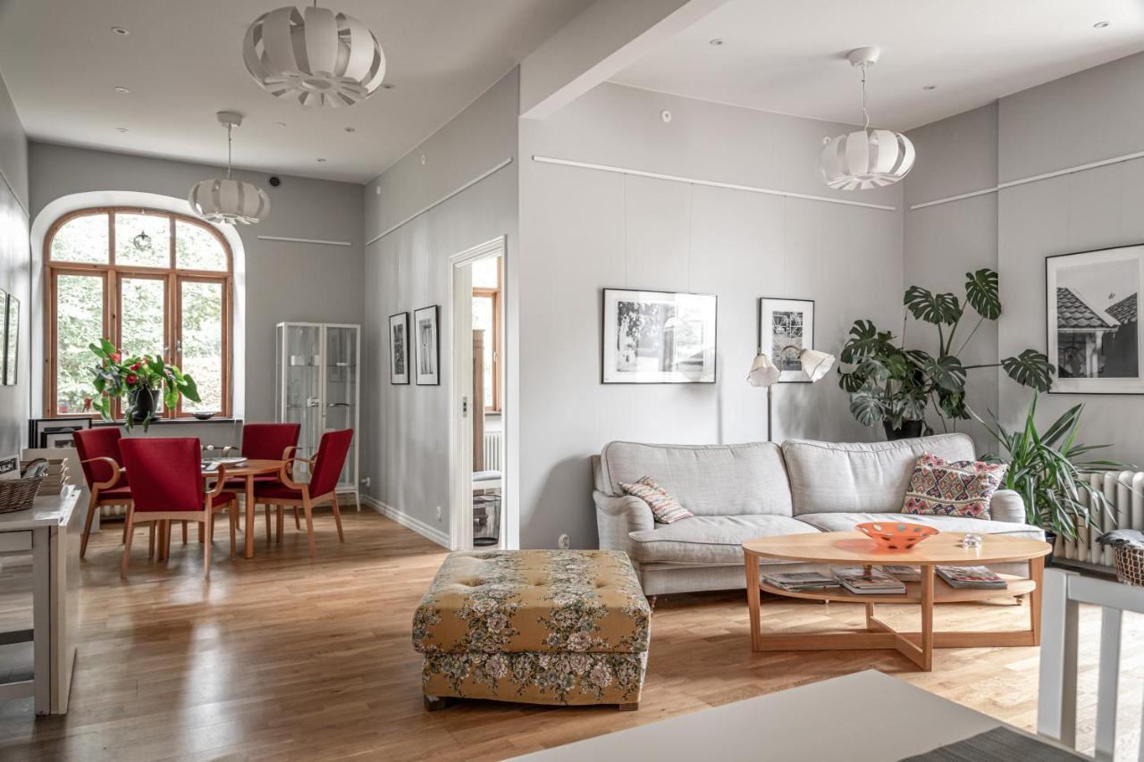 Vita Huset Pa Oesterlen Gärsnäs Buitenkant foto